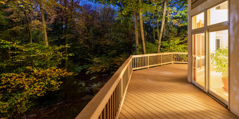Large composite deck on a luxury home
