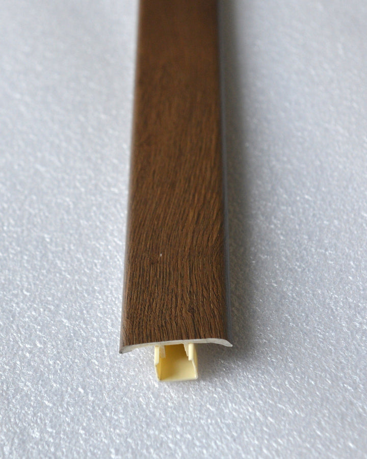 Vinyl Moldings - Ultimate Collection - Canyon Oak — T-Molding