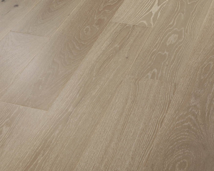 Oak Superior 7.5in Oak Engineered Hardwood Flooring 5