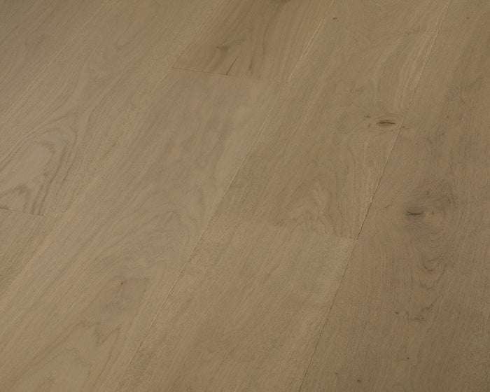 Grand Width 9.5in White Oak Engineered Hardwood Flooring 3