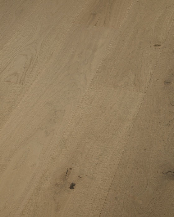 Grand Width 9.5in White Oak Engineered Hardwood Flooring 4