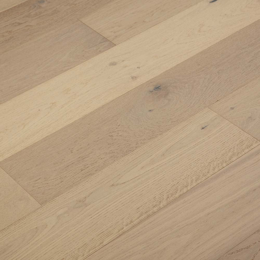 Engineered Hardwood Oak Advantage Collection